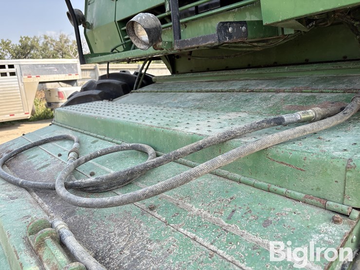 1982-john-deere-8820-image-13