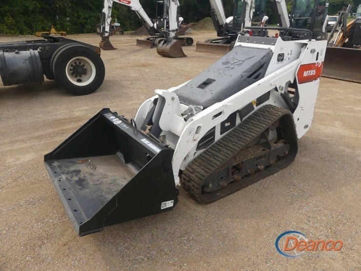 2020-bobcat-mt85-image-10