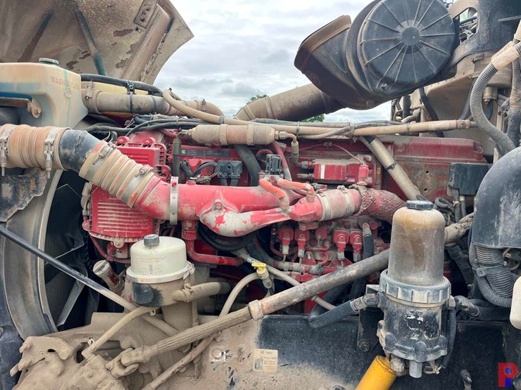 2008-peterbilt-386-image-7