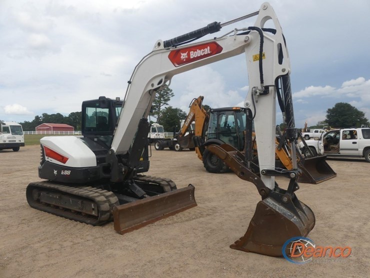 2023-bobcat-e88-image-1