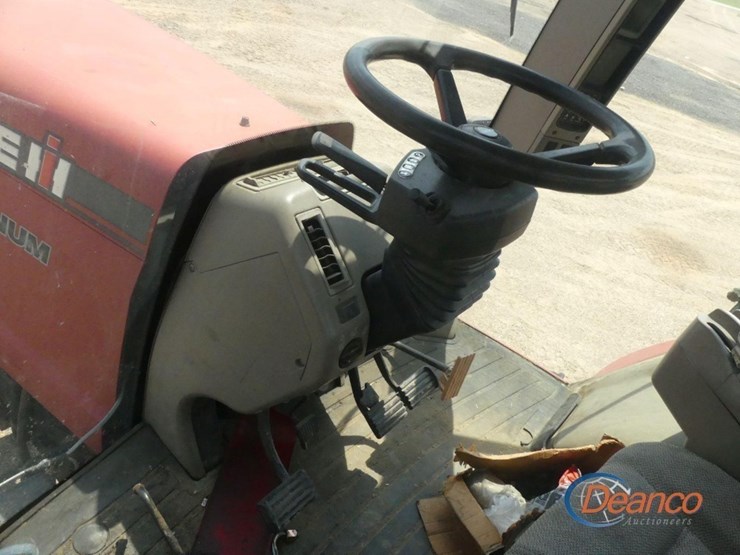 2010-case-ih-magnum-275-image-12