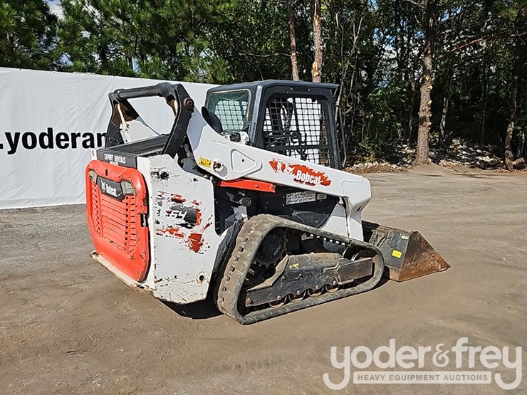 2021-bobcat-t64-image-5