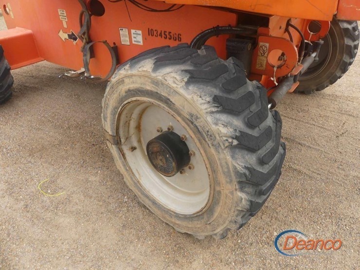 2015-jlg-600s-image-4