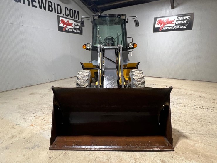 new-holland-w50tc-image-8