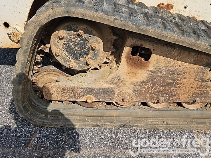 2006-bobcat-t300-image-8