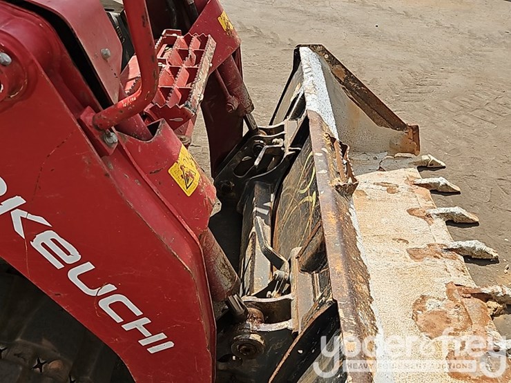 2020-takeuchi-tl10v2-image-12