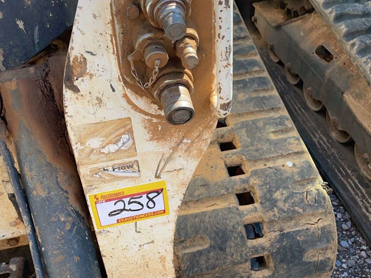 bobcat-t650-image-14