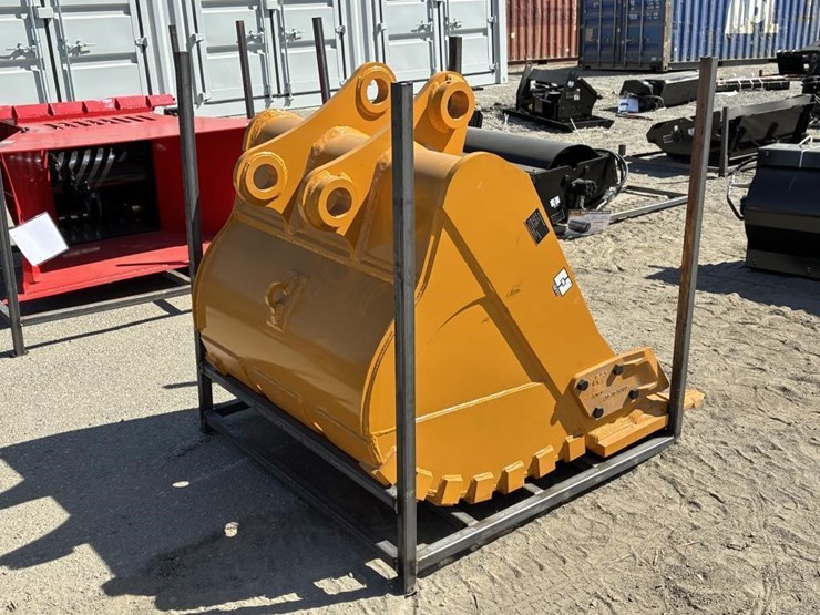 caterpillar-320-image-3
