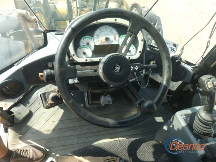 2011-caterpillar-930h-image-16