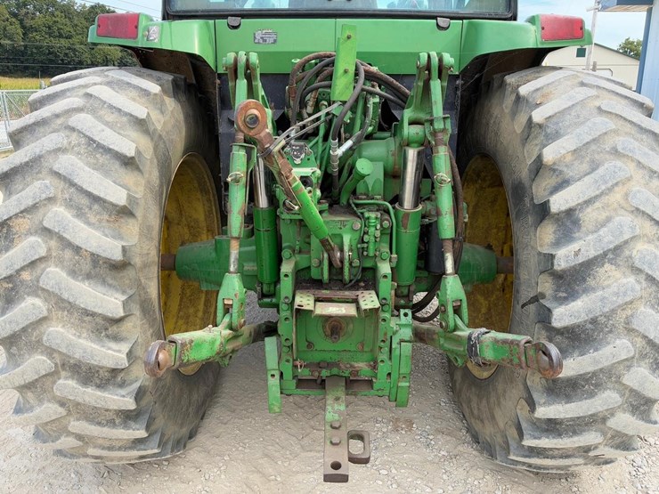 john-deere-7210-image-16