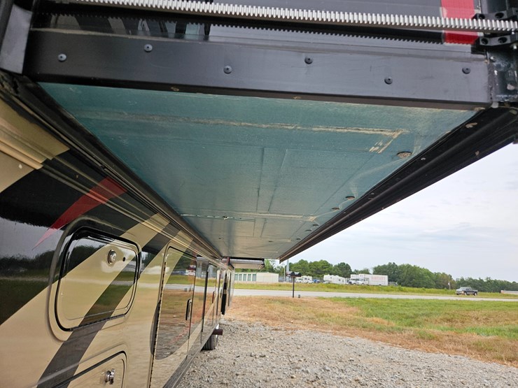 #21543-•-2014-ford-f53-motorhome-image-119