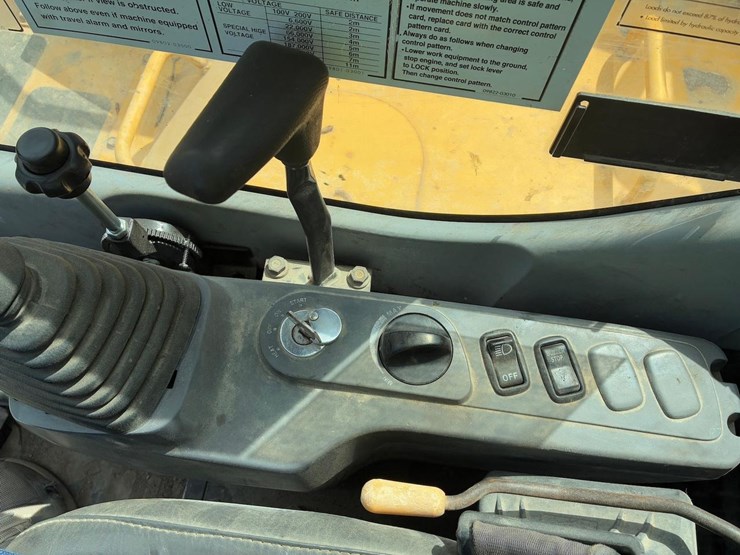 komatsu-pc78mr-6-image-26
