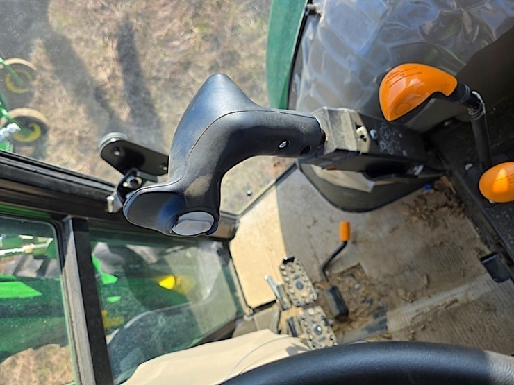 john-deere-5075e-image-19