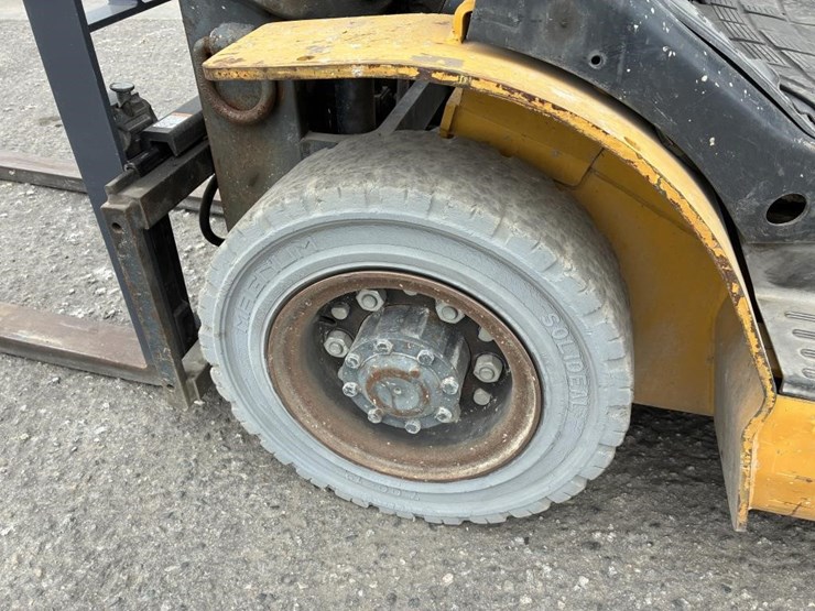2015-komatsu-fg25ht-16-image-6