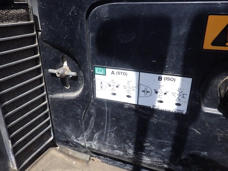 2019-bobcat-e85-image-26