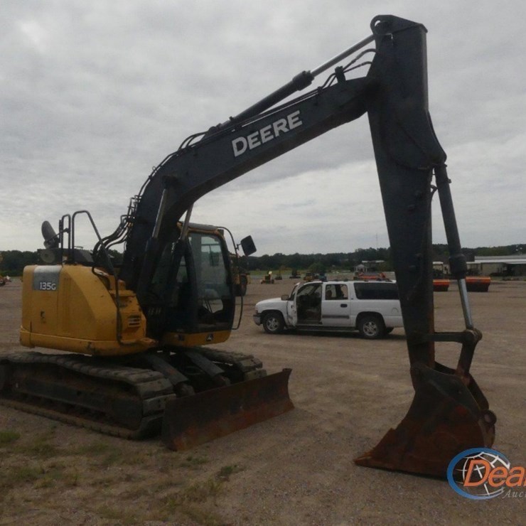 2018 DEERE 135G