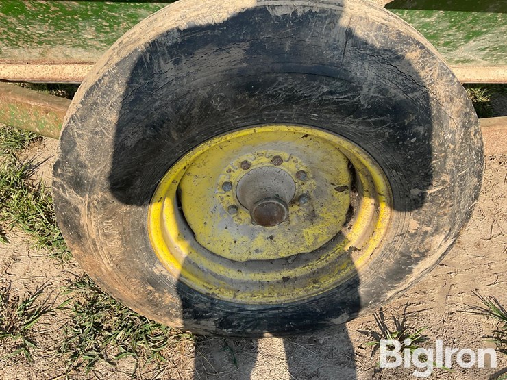 john-deere-60-image-17