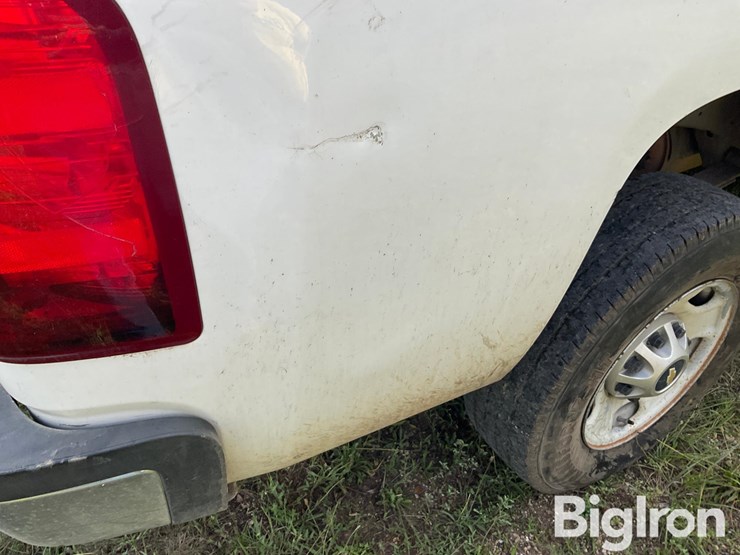 2012-chevrolet-silverado-2500-image-18