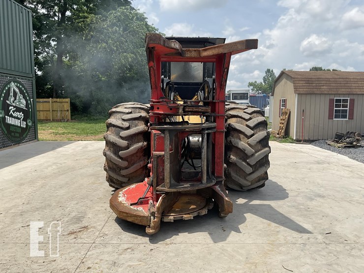 2015-caterpillar-573c-image-7