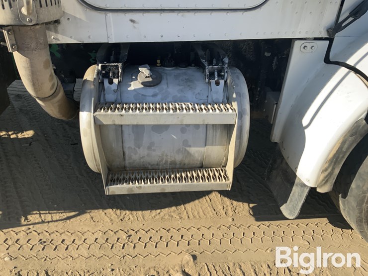 1995-peterbilt-357-image-17