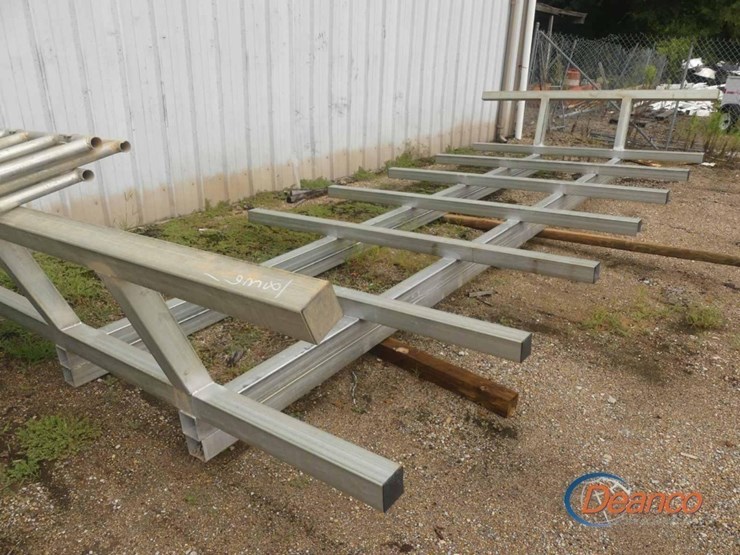 3-bale-feeder-image-1