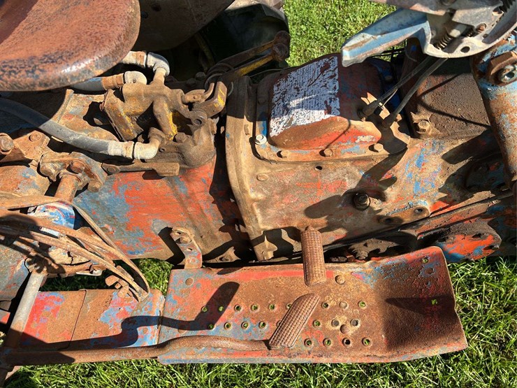 ford-900-image-40