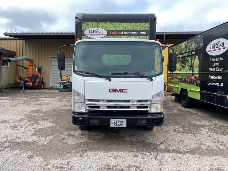 #9855-•-2009-gmc-box-truck-(has-wi-title)-image-2