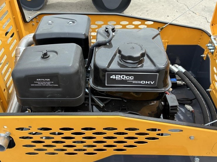2025-sdlool-sl1000-vibratory-tandem-roller-image-9
