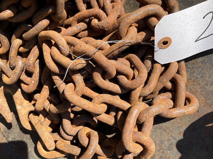 #1690-•-(2)-chains-with-hooks-image-4