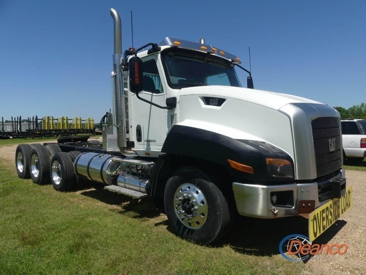 2014-caterpillar-ct660l-image-1