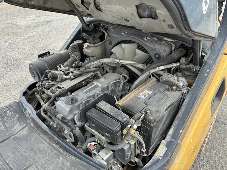 2015-komatsu-fg25ht-16-image-8