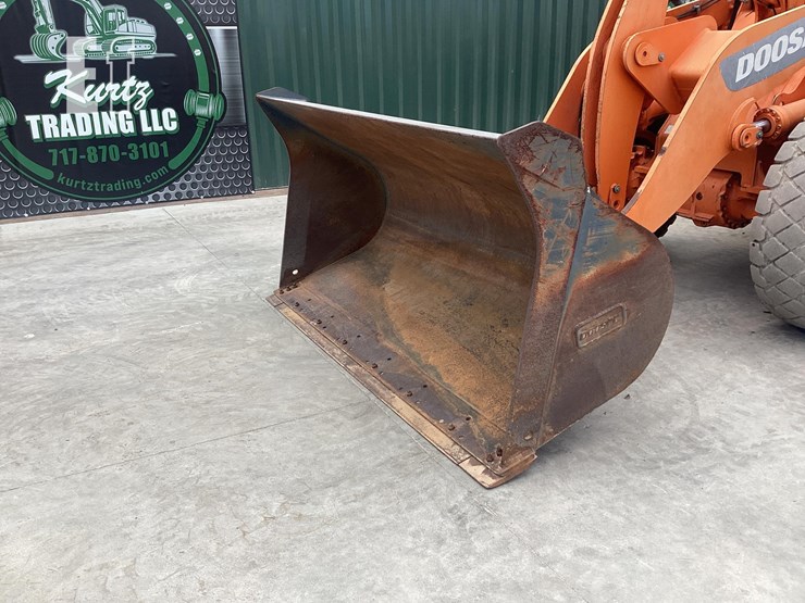 2013-doosan-dl250-image-11