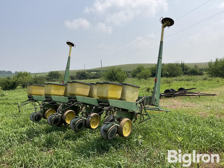john-deere-7000-image-5
