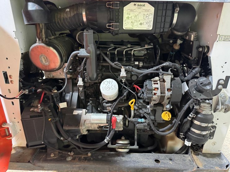 2019-bobcat-s550-image-13