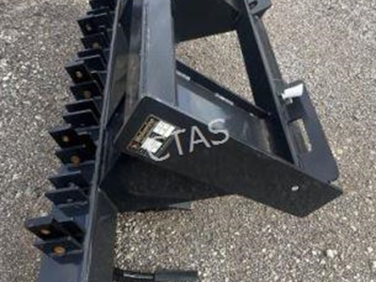 #142-•-wolverine-skid-steer-ripper-image-2