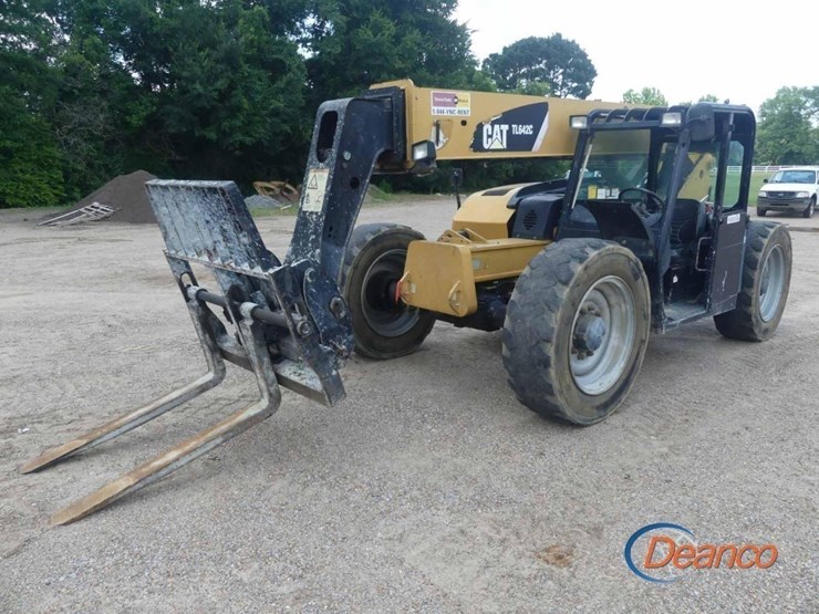 2015-caterpillar-tl642c-image-13