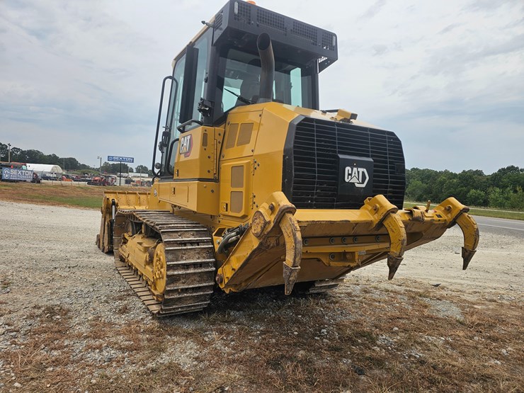 2023-caterpillar-953-image-11