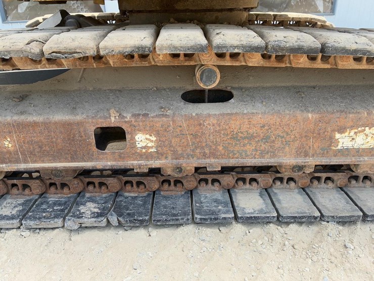 komatsu-pc78mr-6-image-17