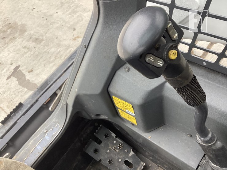 2023-bobcat-s76-image-15