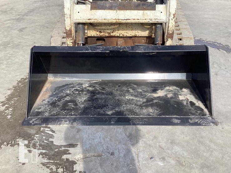 2007-bobcat-t180-image-11