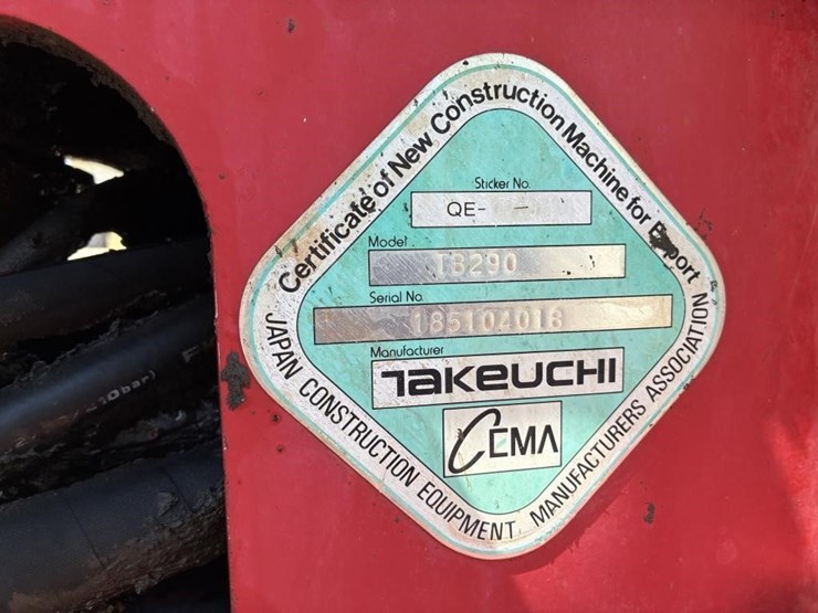 2017-takeuchi-tb290-image-31