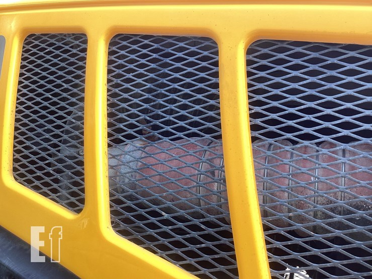 2013-jcb-fastrac-8310-image-14