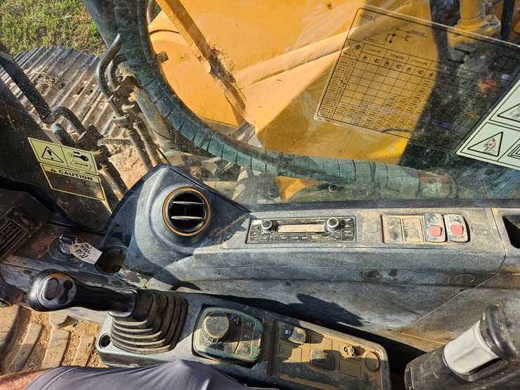 #21999-•-2020-hyundai-hx220lc-excavator-image-27
