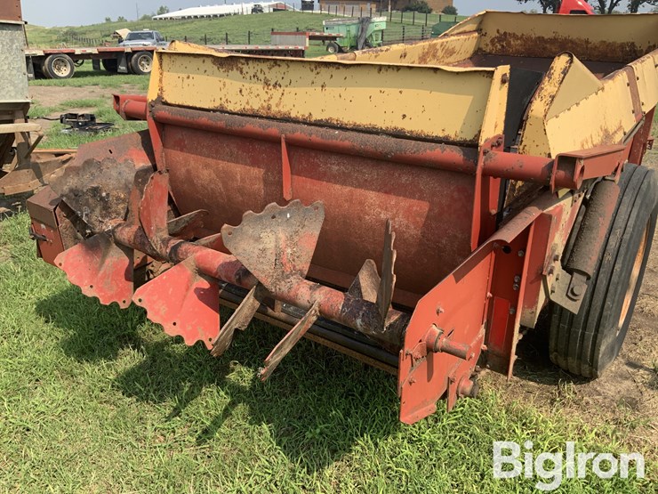 new-holland-155-image-17