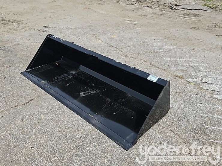 unused-84"-bucket-to-suit-skidsteer-image-1