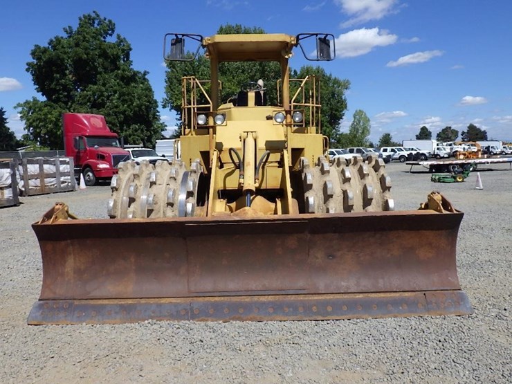 1986-caterpillar-825c-image-17
