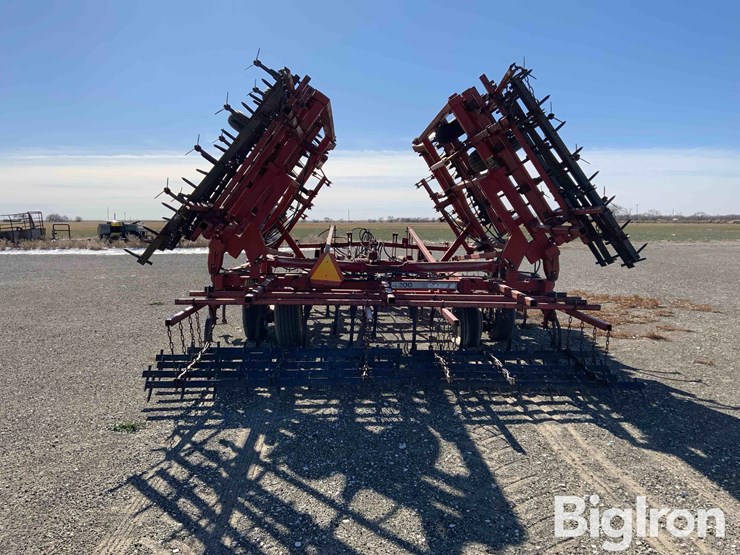 case-ih-4200-image-6