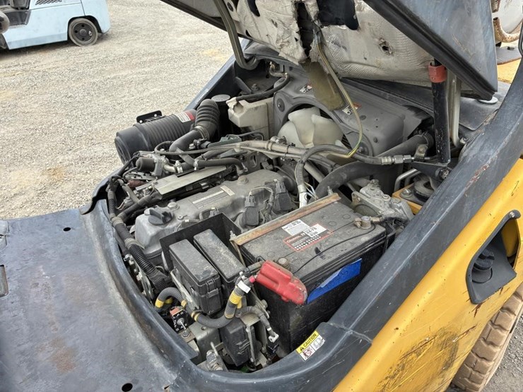 2015-komatsu-fg25ht-16-image-7