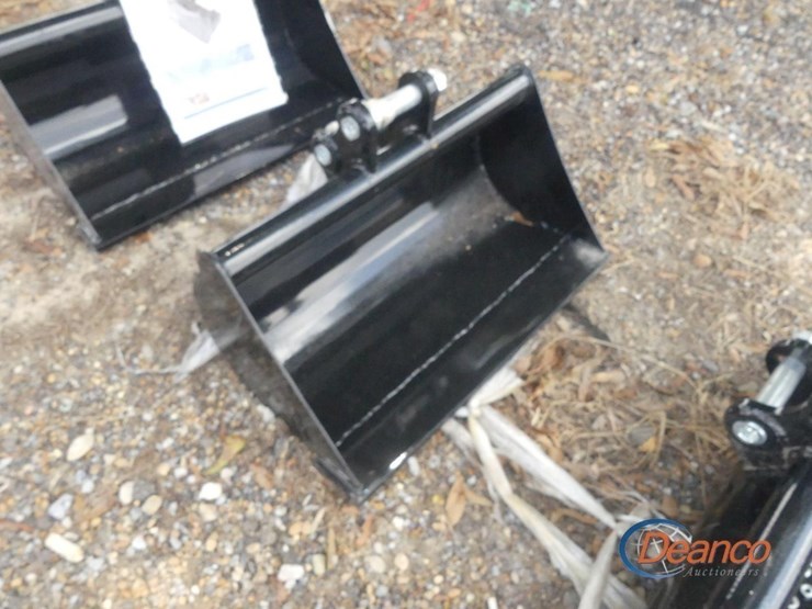 unused-2025-ir-60cm-toothless-bucket-image-1