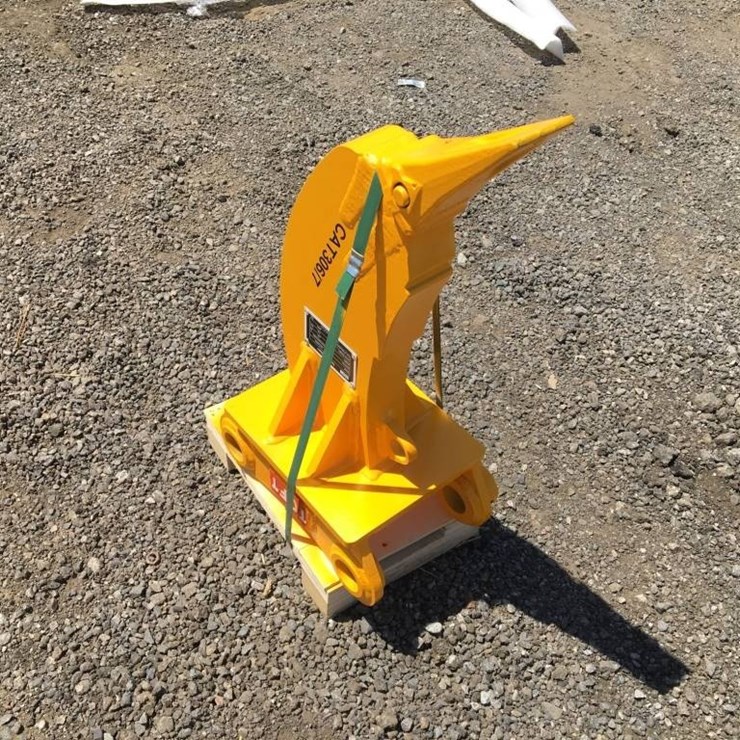 Unused 2025 TOFT 04ER Ripper Attachment,